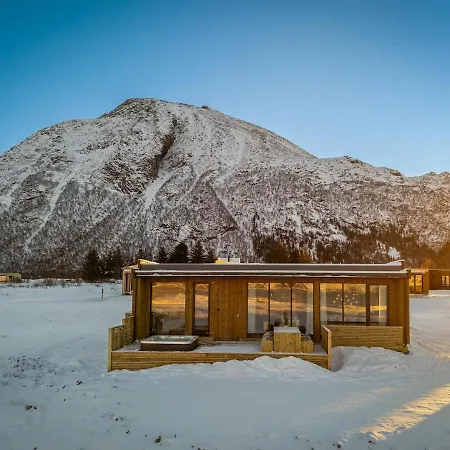 Secluded - Stunning Views! *