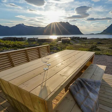 Secluded - Stunning Views! *