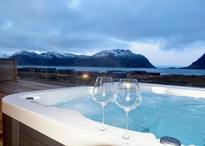 Secluded - Stunning Views! 度假居 *