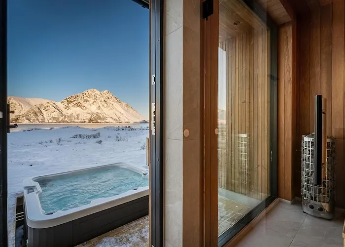 Secluded - Stunning Views! *