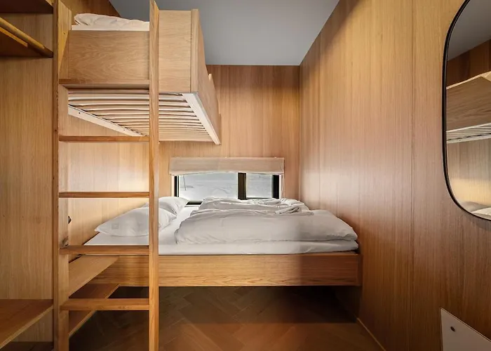 Secluded - Stunning Views! * Storoya